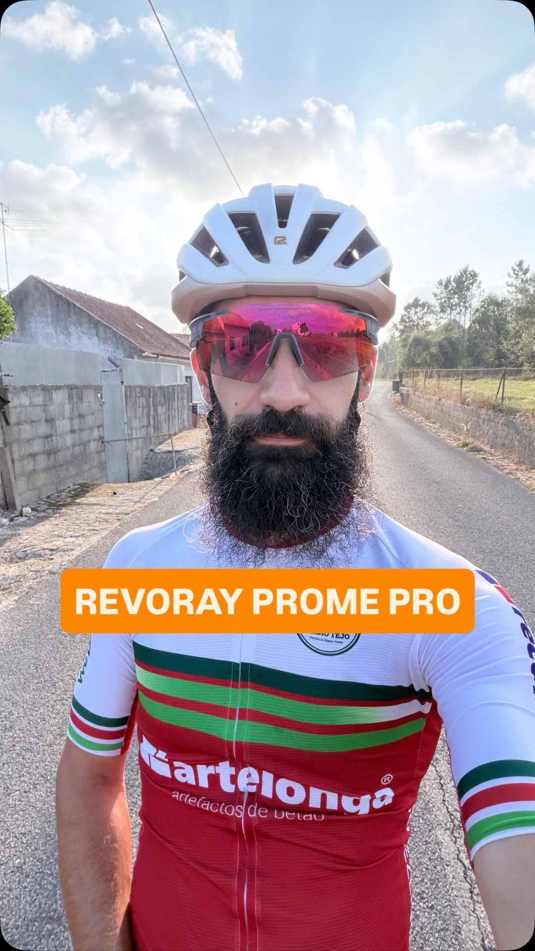 Anúncio de Revoray