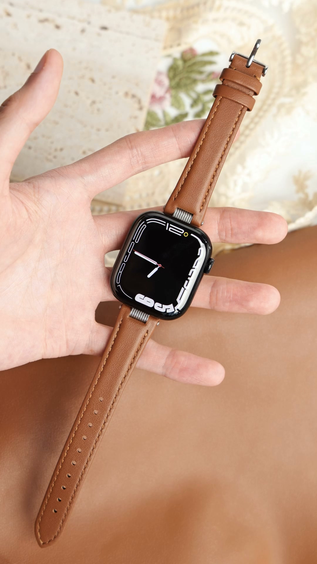 Vintage Chic For Your Apple Watch