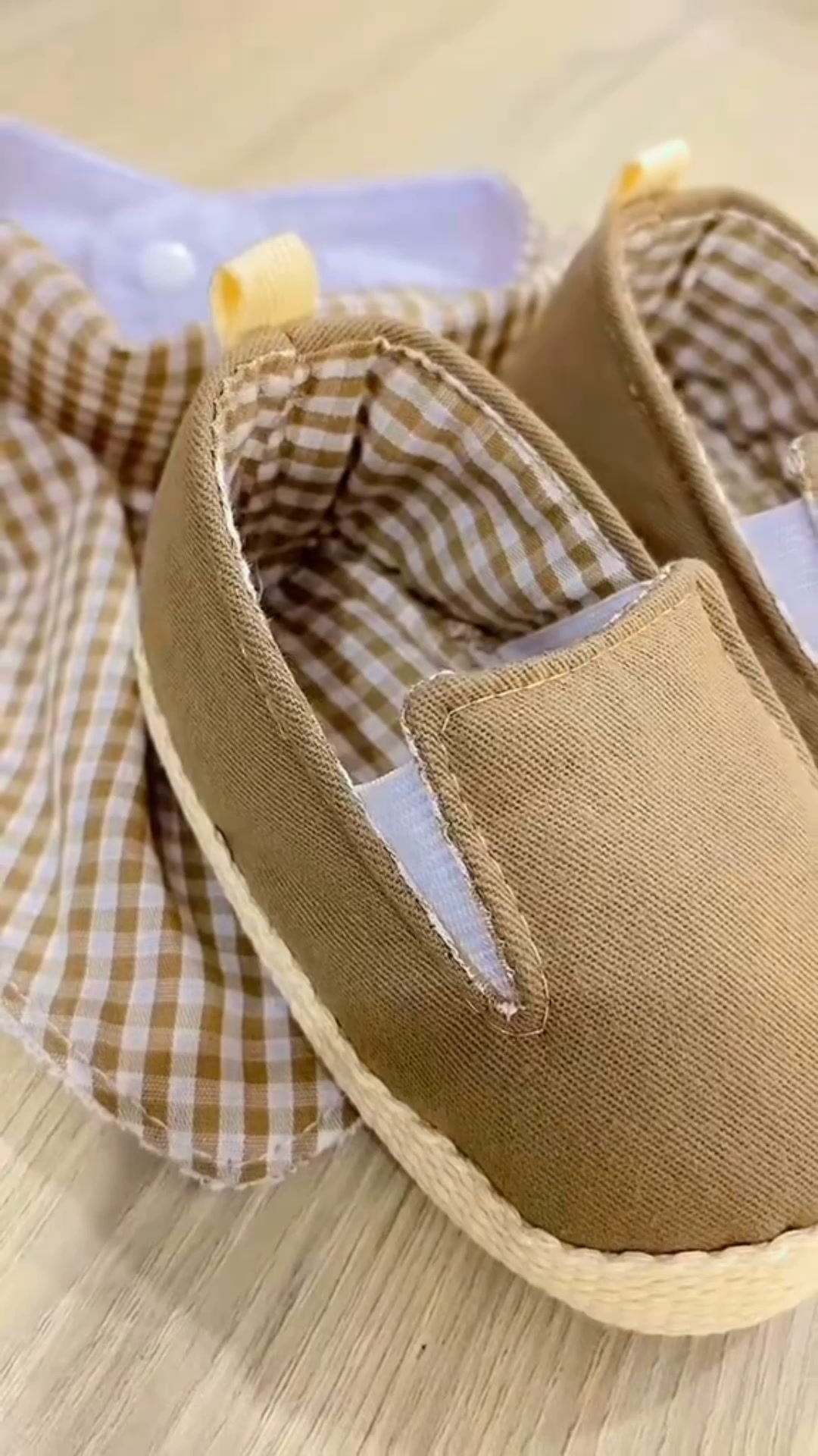 How to make baby sandals