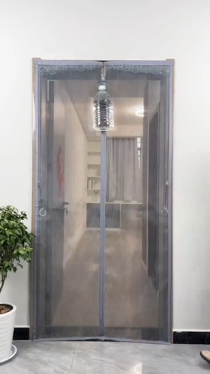 Magnetic Screen Door