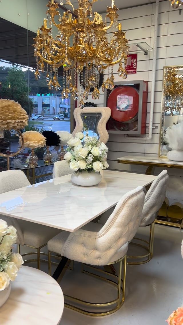 DESCUBRE NUESTRO CATÁLOGO DE MUEBLES