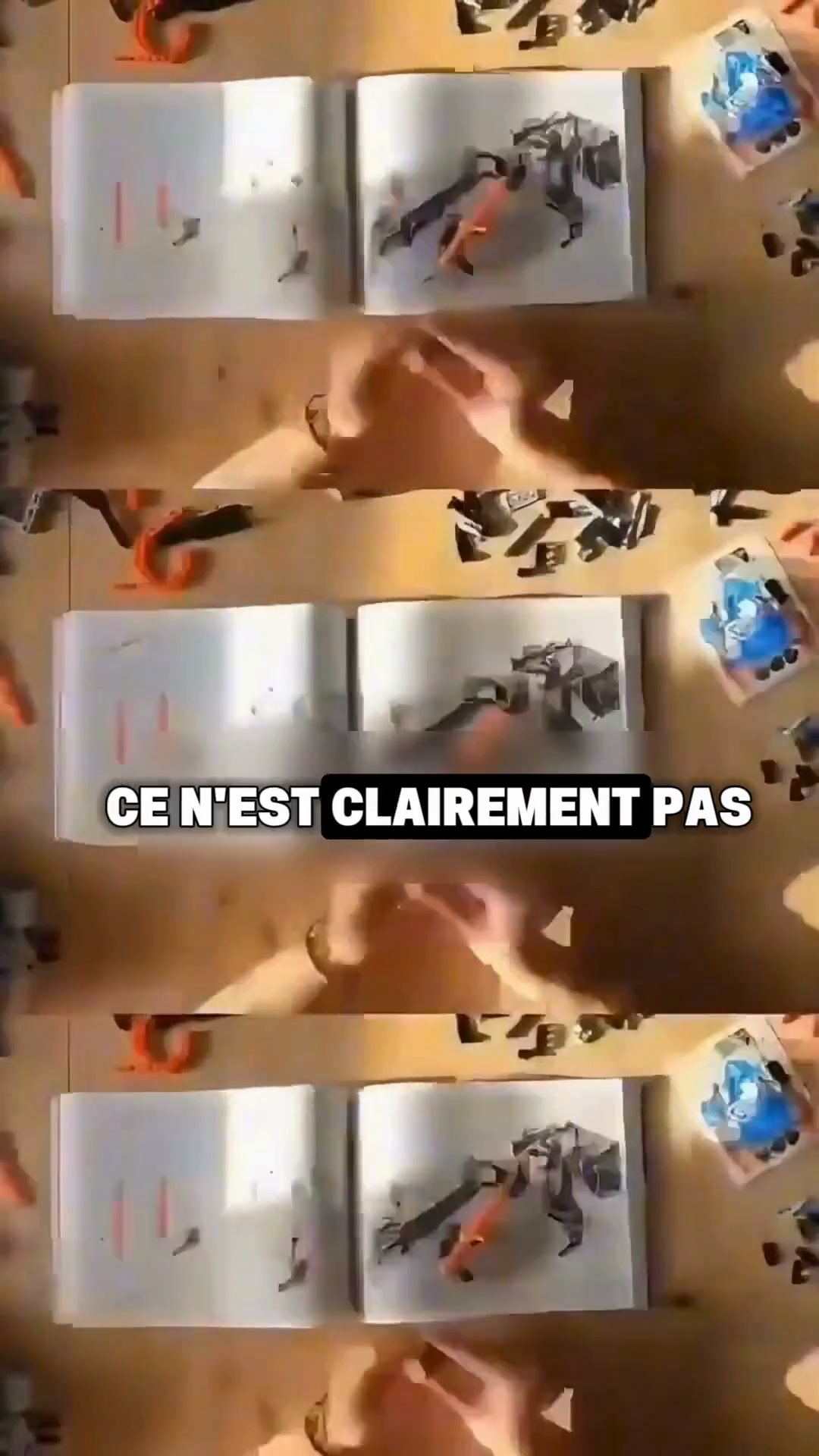 Trois légendes. Une étagère.