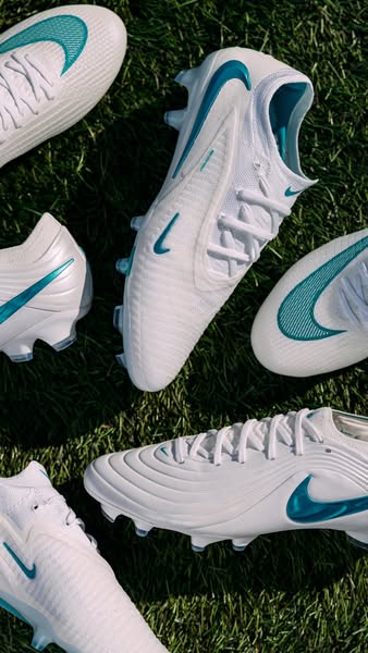 Nike Bright Lights Pack
