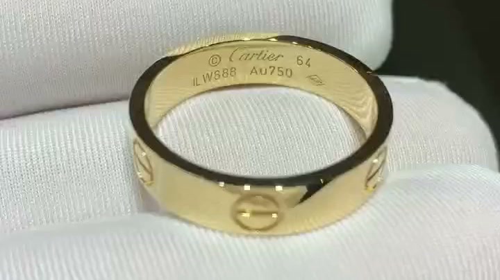Stellar don't fade. Neither does our jewelry.