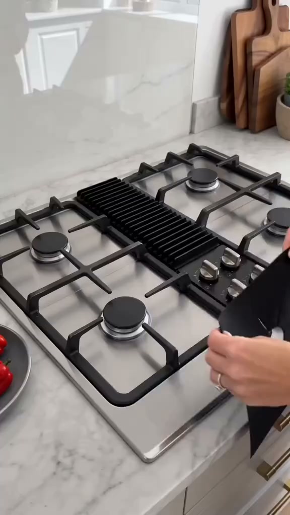 4-Piece Reusable Non-Stick Gas Stove Burner Covers
