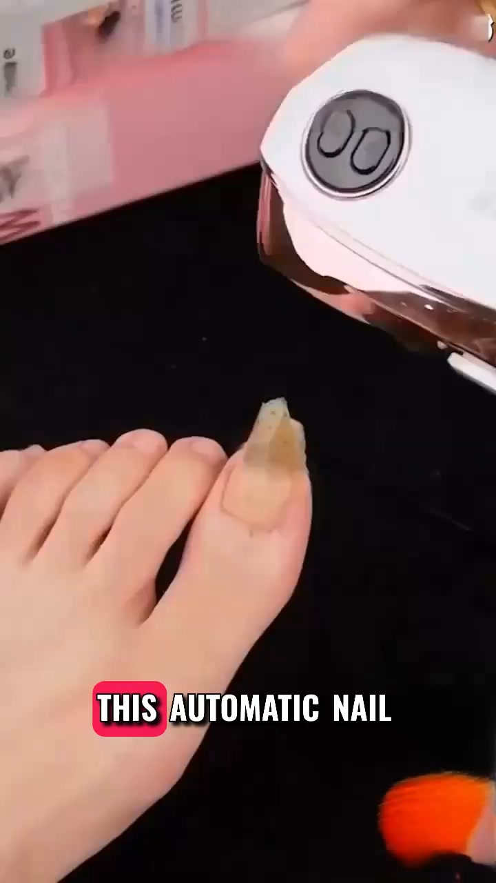 Gentle nail care for the whole family