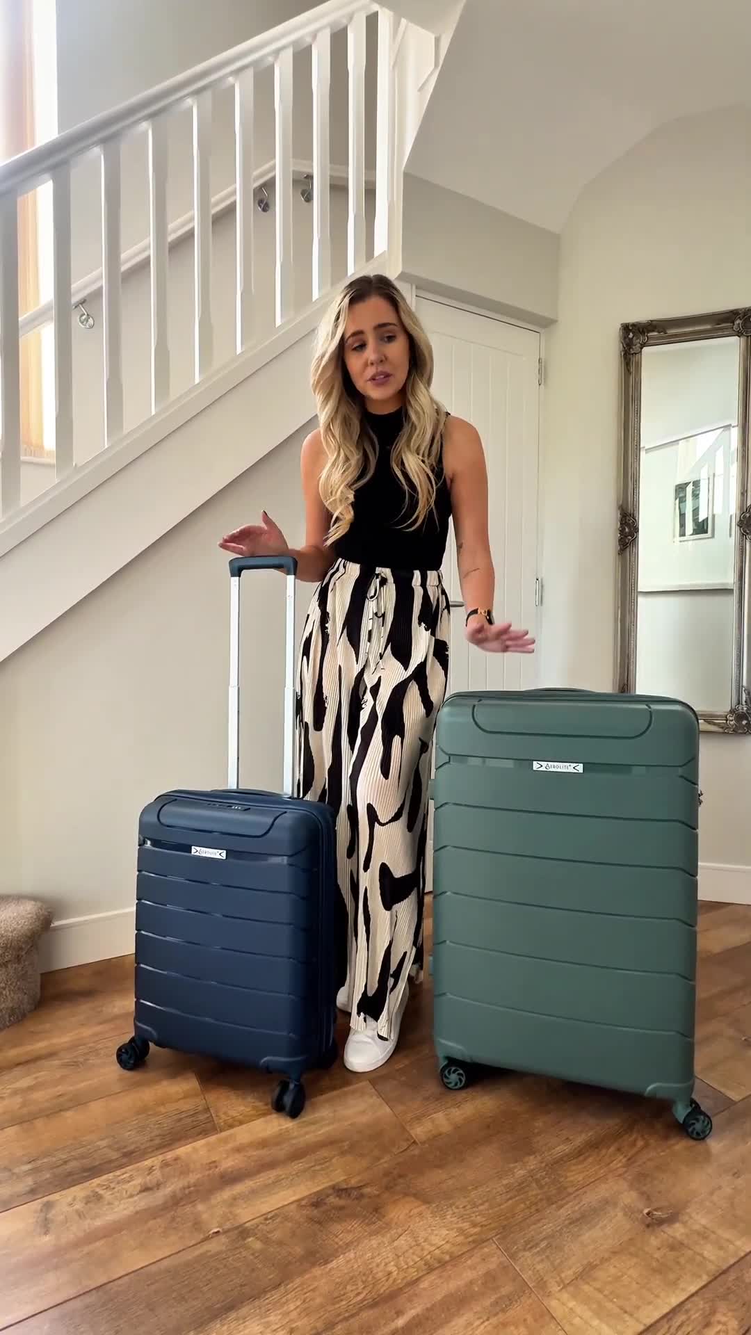 Expandable Cabin Suitcase