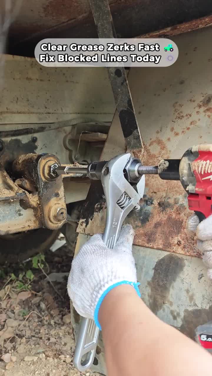 Heavy Duty Grease Fitting Cleaner Tool