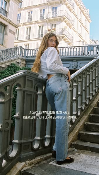 The Djerf Avenue Relaxed Jeans: Zero Overthinking.