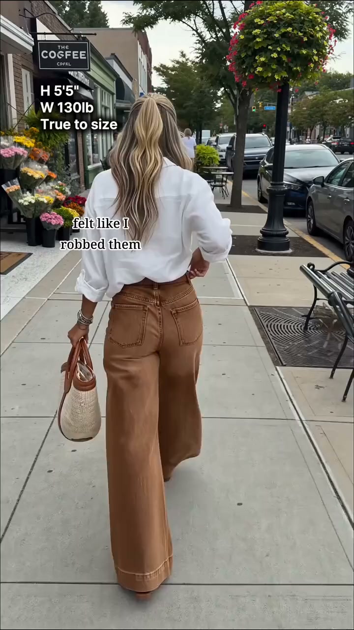 These Jeans Make Your Legs Look Longer