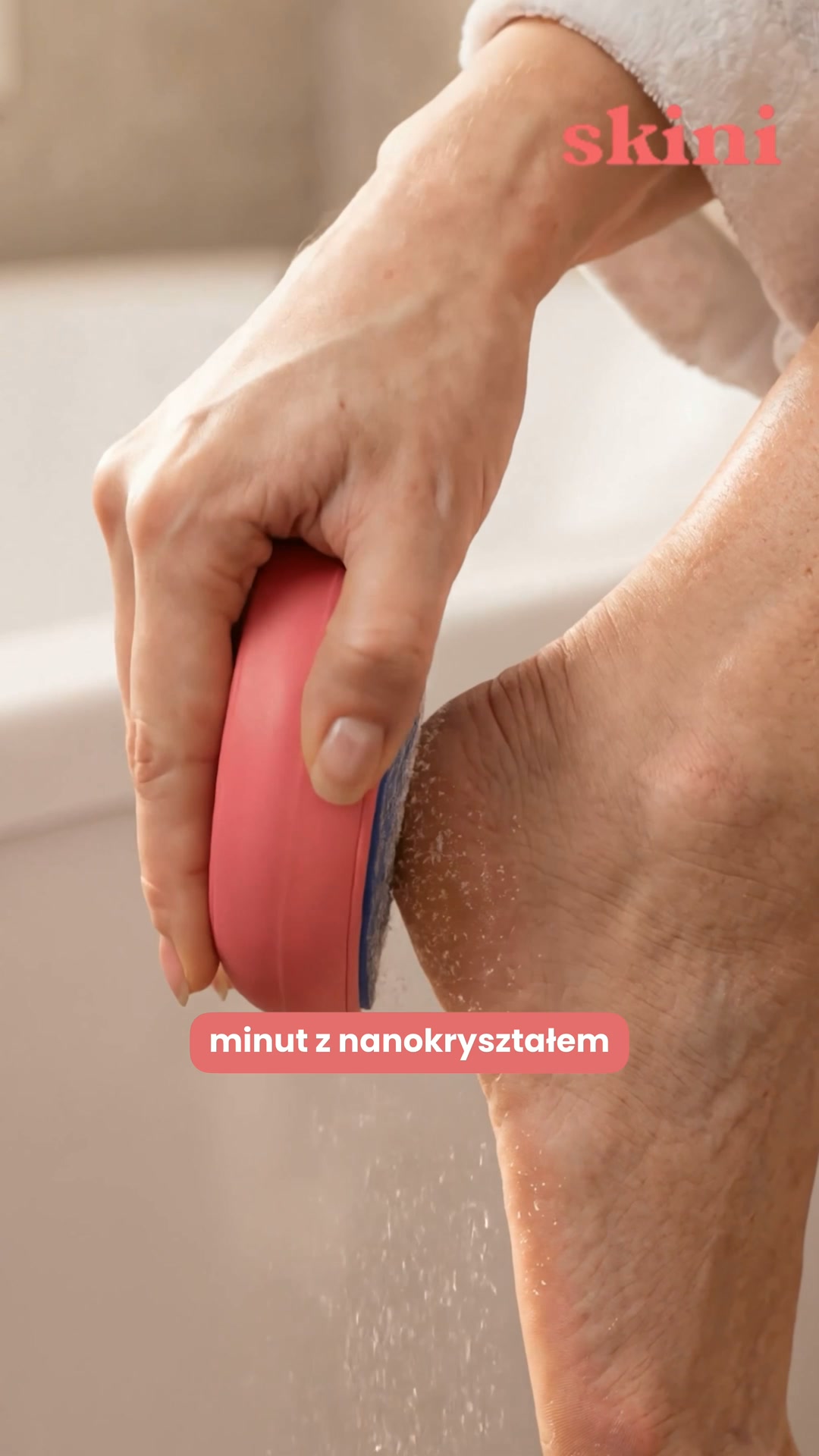 Idealnie gładkie stopy z nanokryształem SKINI