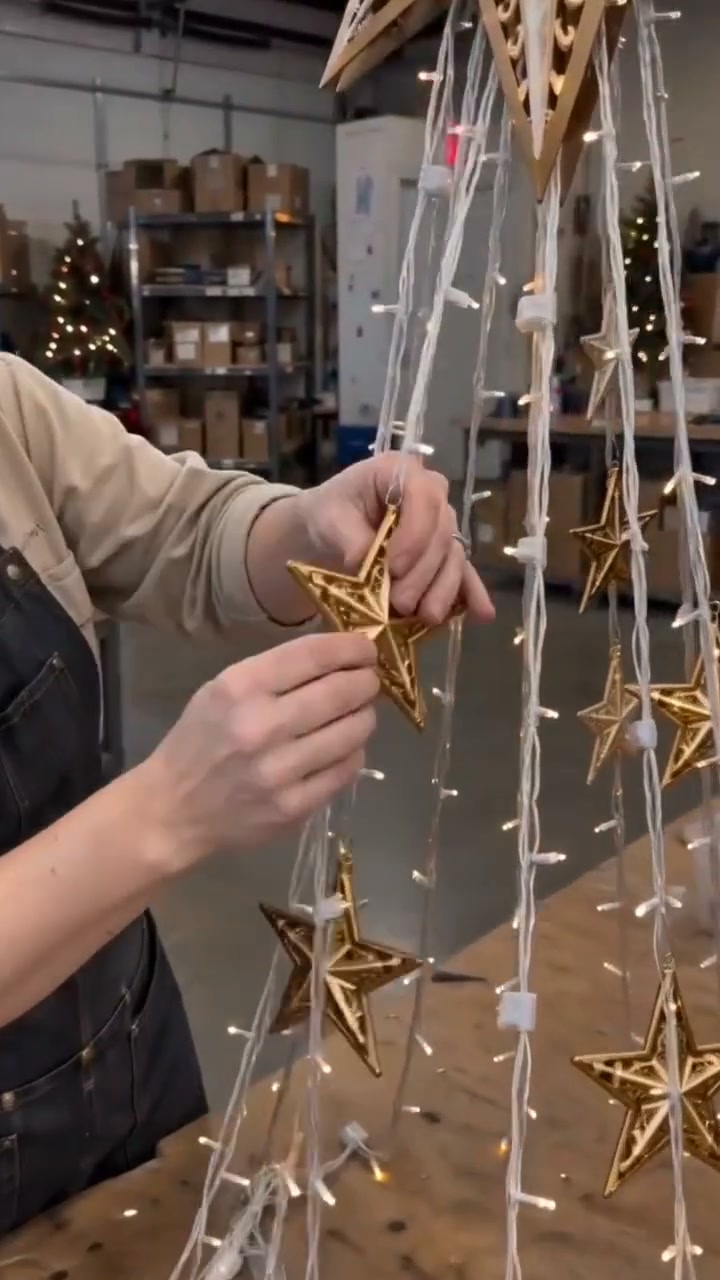 Bethlehem Star of Faith™ – Lighted Nativity Wall Decor