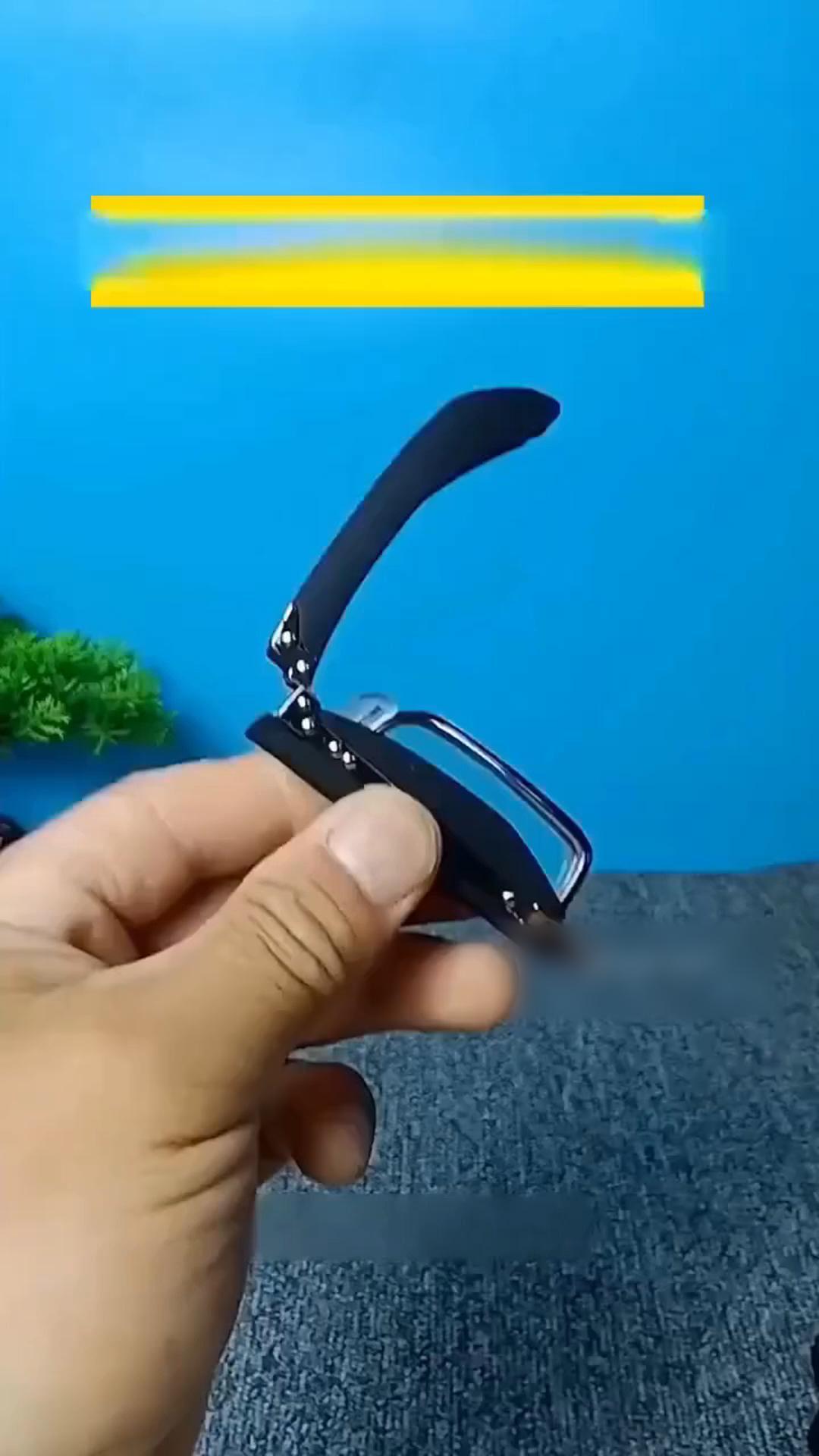 Foldable Anti-Blue Light Reading Glasses with Case