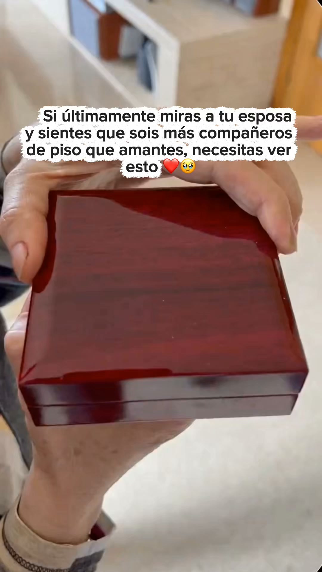 Demuestra que ella todavía lleva tu corazón