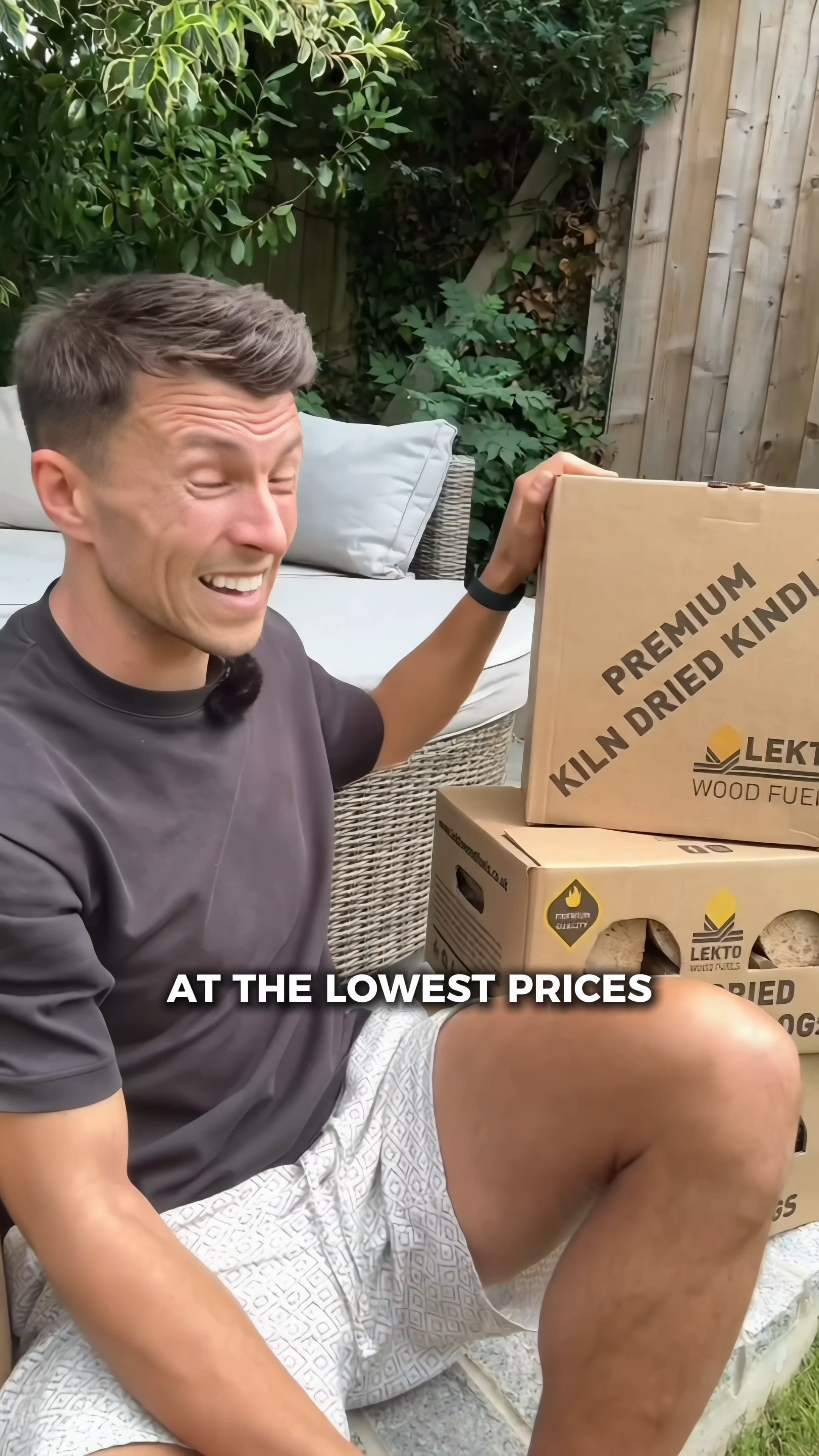 Lekto Night Briquettes burn up to 8 hours. Order now!