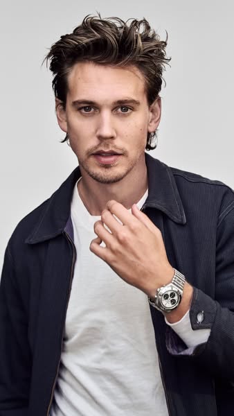 Iconic Breitling Chronomat Watches