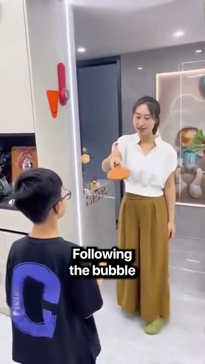 #1 Bubble Ball Racket Toy