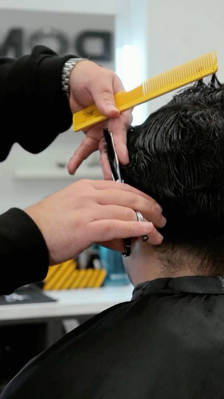 Anúncio de Domus Hair Studio
