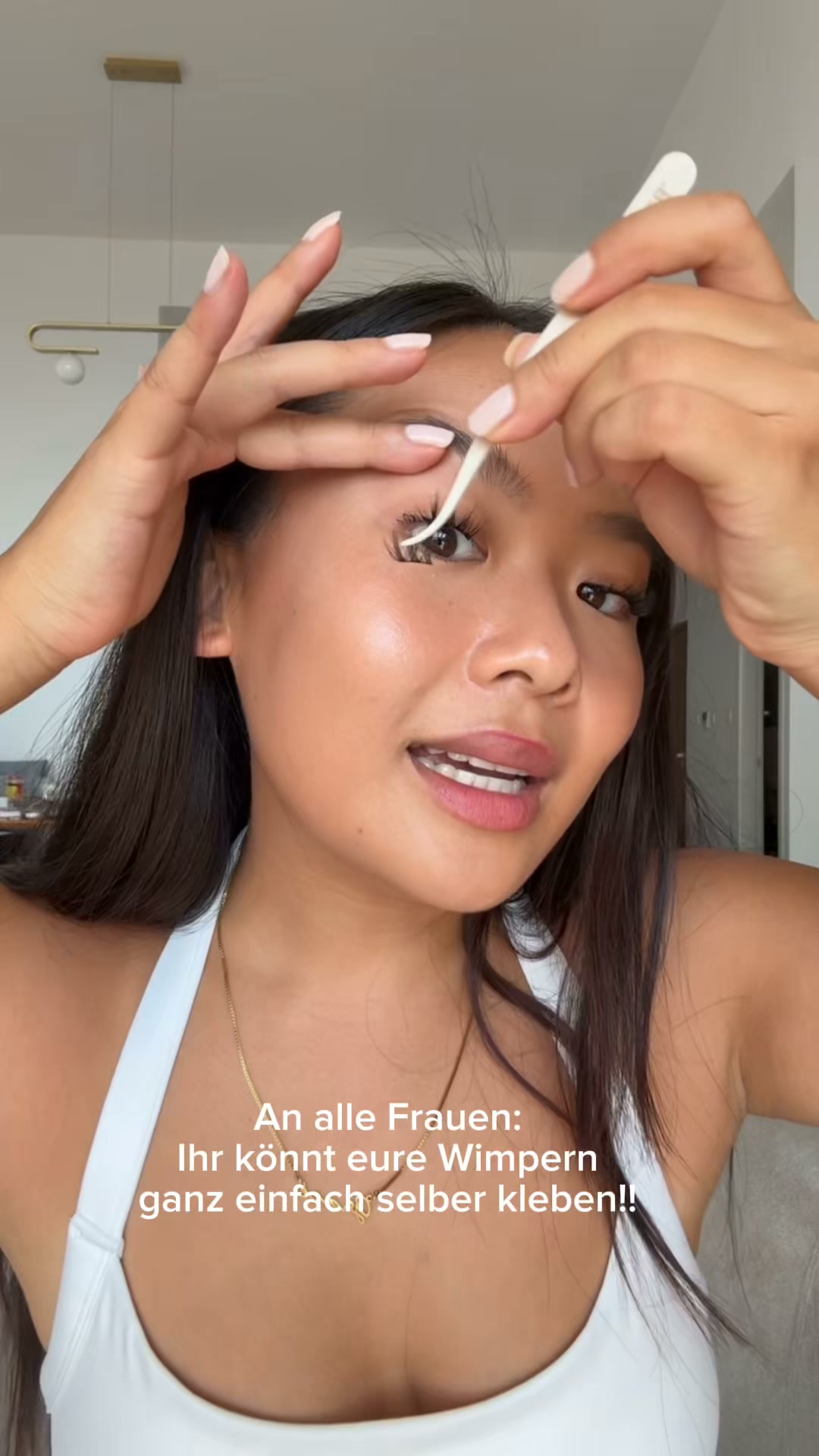 Wimpern selbst kleben? So easy.
