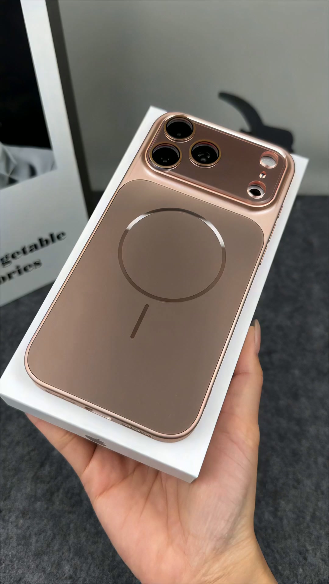 iPhone 17 - Camera Bar Armor Case
