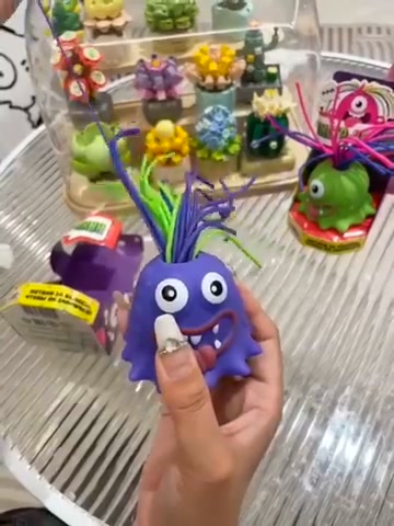 Anúncio de Clothlyra