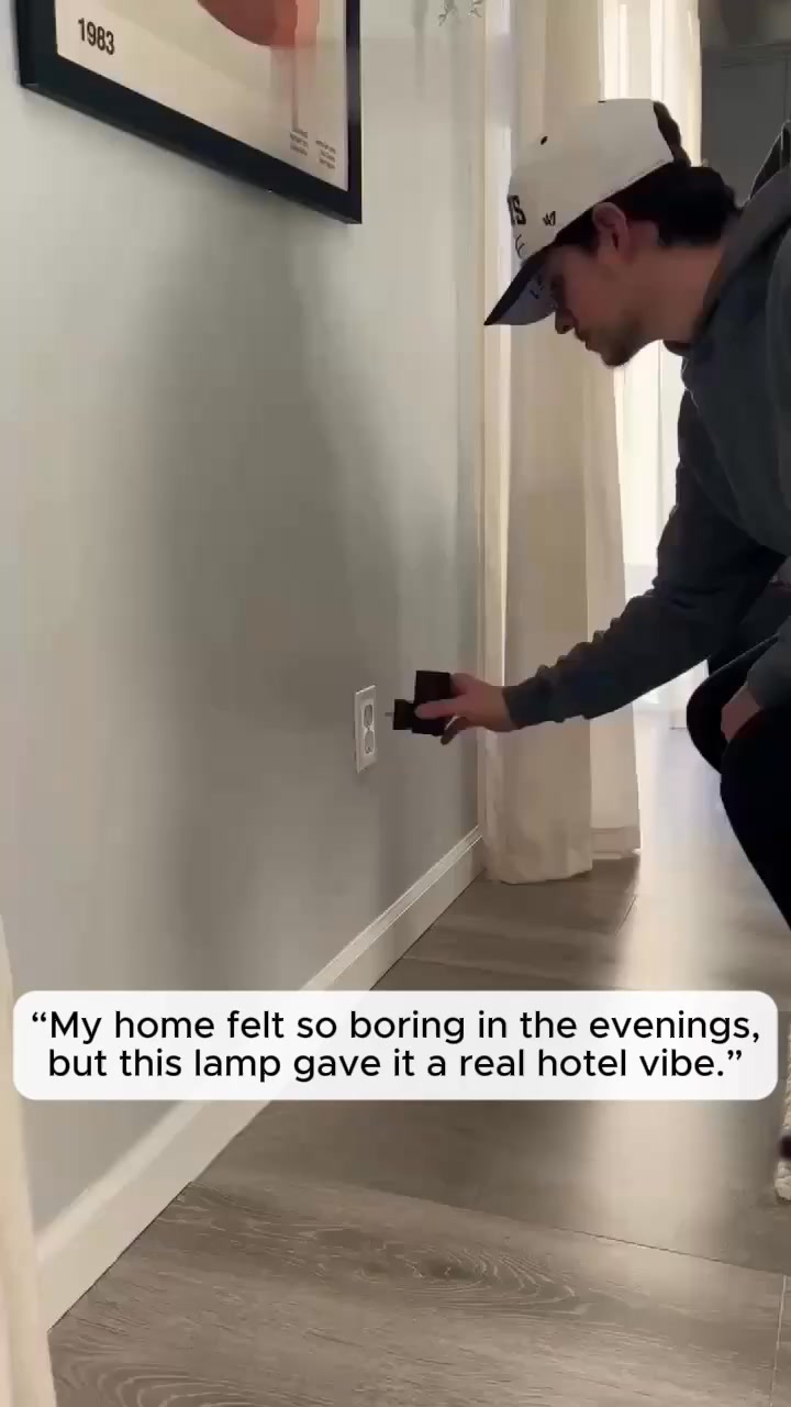 The lamp that turns itself on – every evening