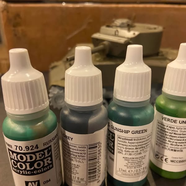 Same bottle. Weak one week, grainy the next. I blamed the range for a month.