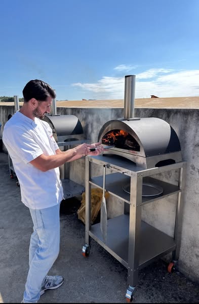 Le four à pizza à bois authentique