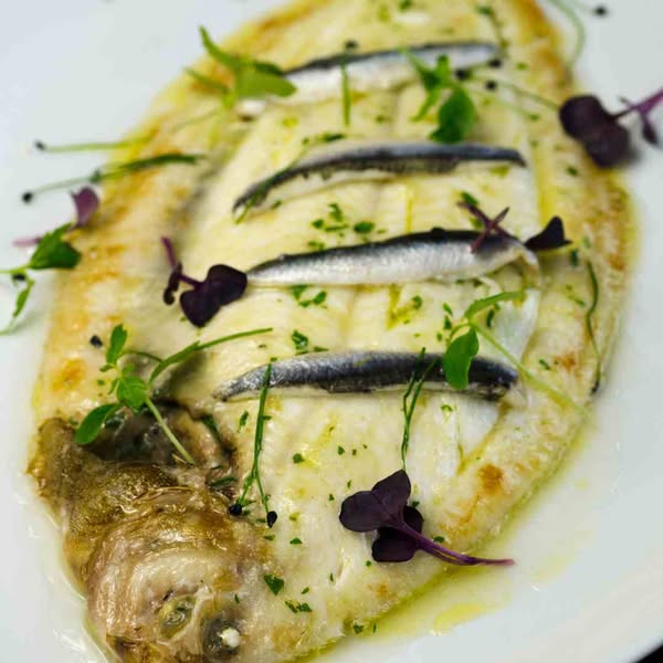 Bernaise Sauce This delicious French classic combines the aniseed richness of tarragon and chervil with savoury shallots in a creamy sauce.