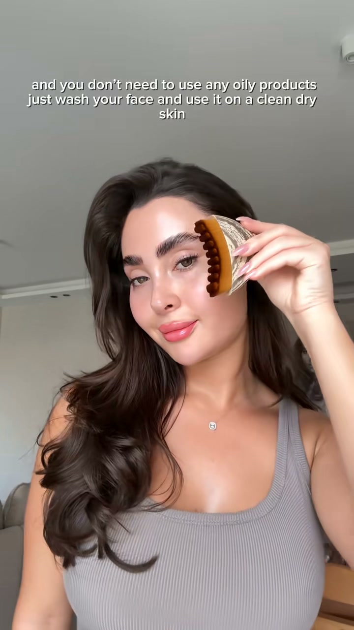 Join 100,000+ customers who transformed their skin with iBrushy!