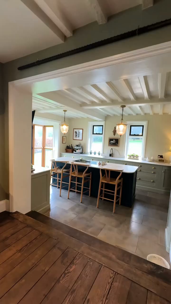 Award-Winning Bespoke Kitchens