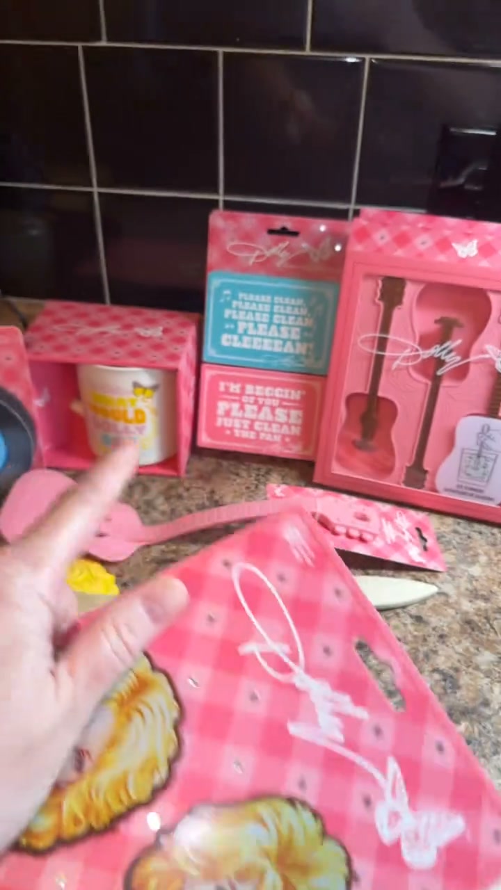 Dolly Parton Bag Clips: A Kitchen Must-Have!