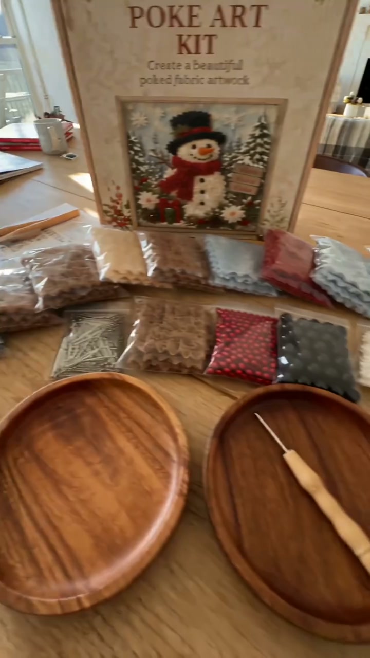 Create Your Own Festive Masterpiece!