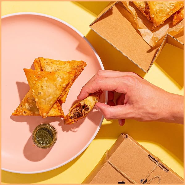 8 Samosas