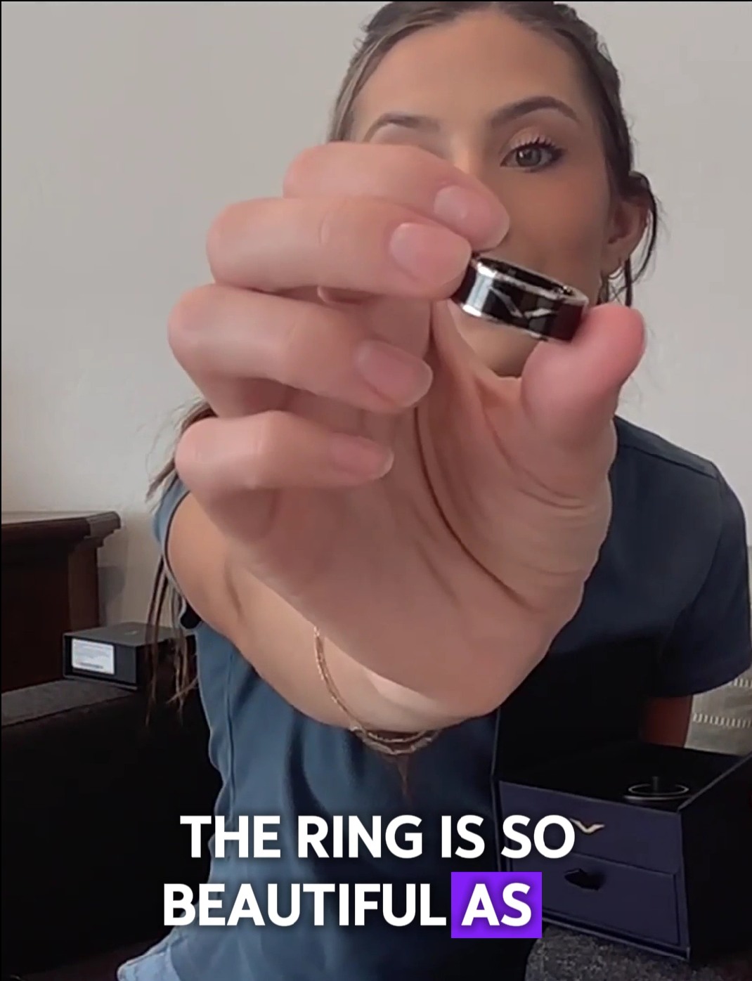 VERTU® Cor Ring Sixteen Signals. One Heartbeat.