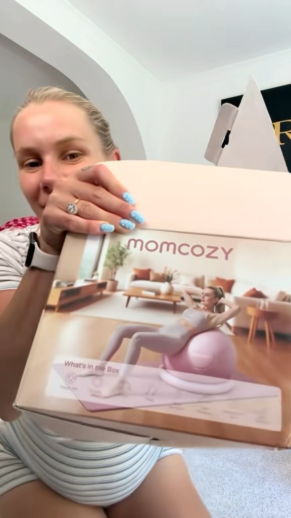 Anúncio de Momcozyuk