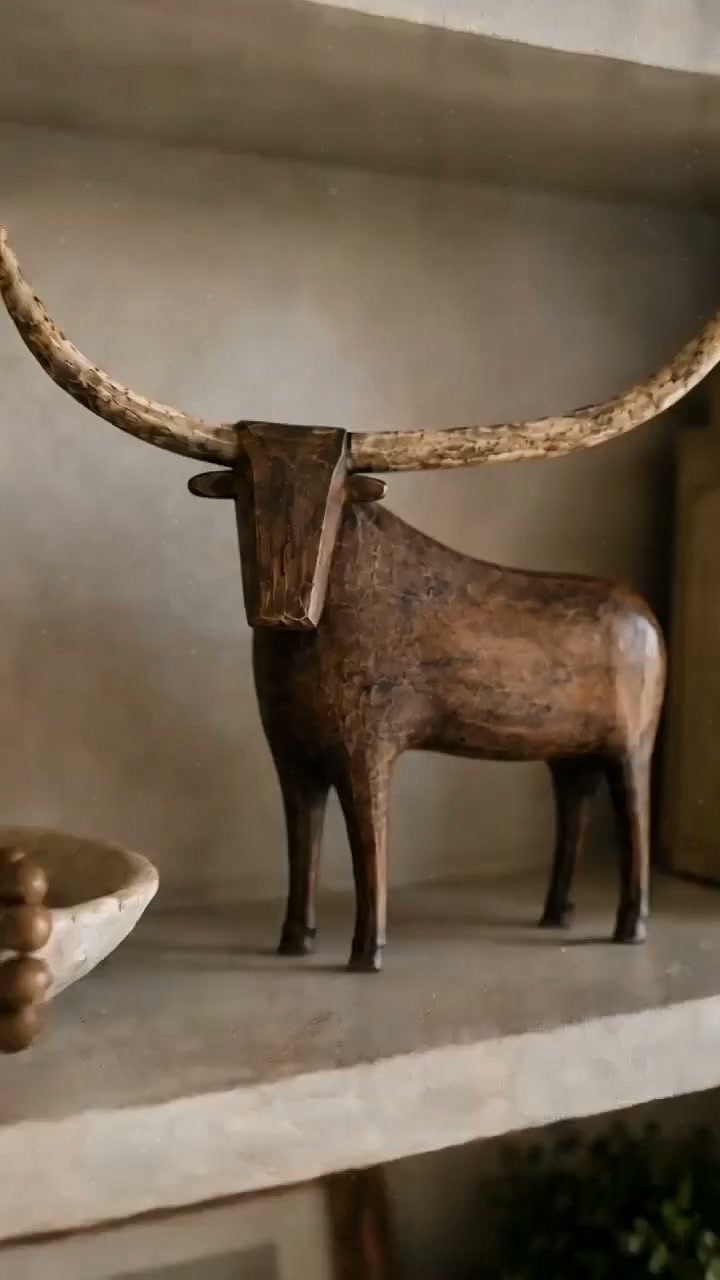 Rustic Texture Meets Western Style
