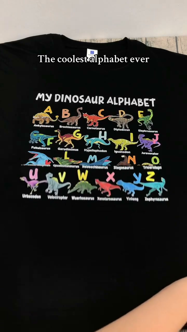 Kinder-T-Shirt mit Dinosaurier-Alphabet-Grafik