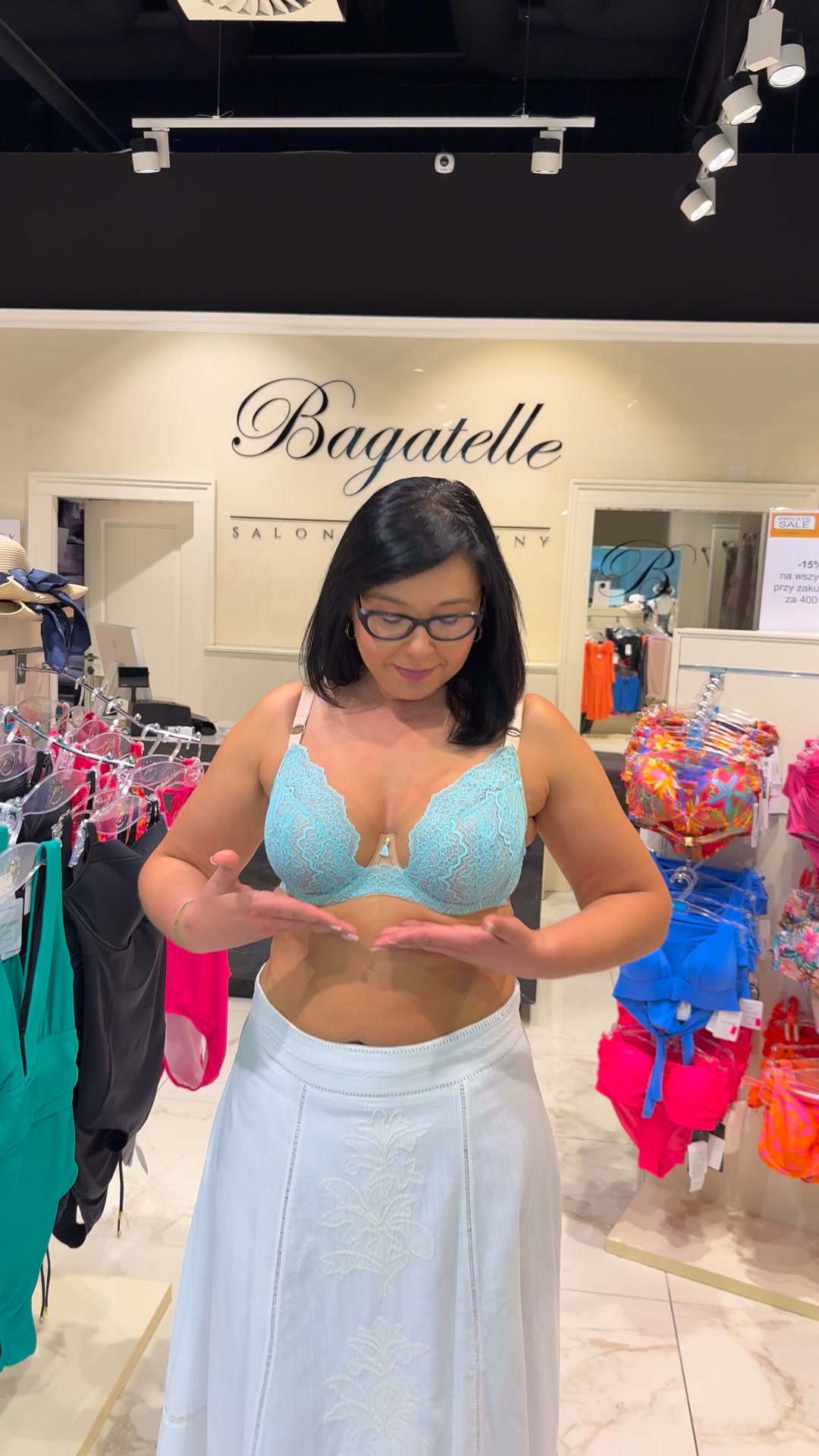 Anúncio de Bagatelle