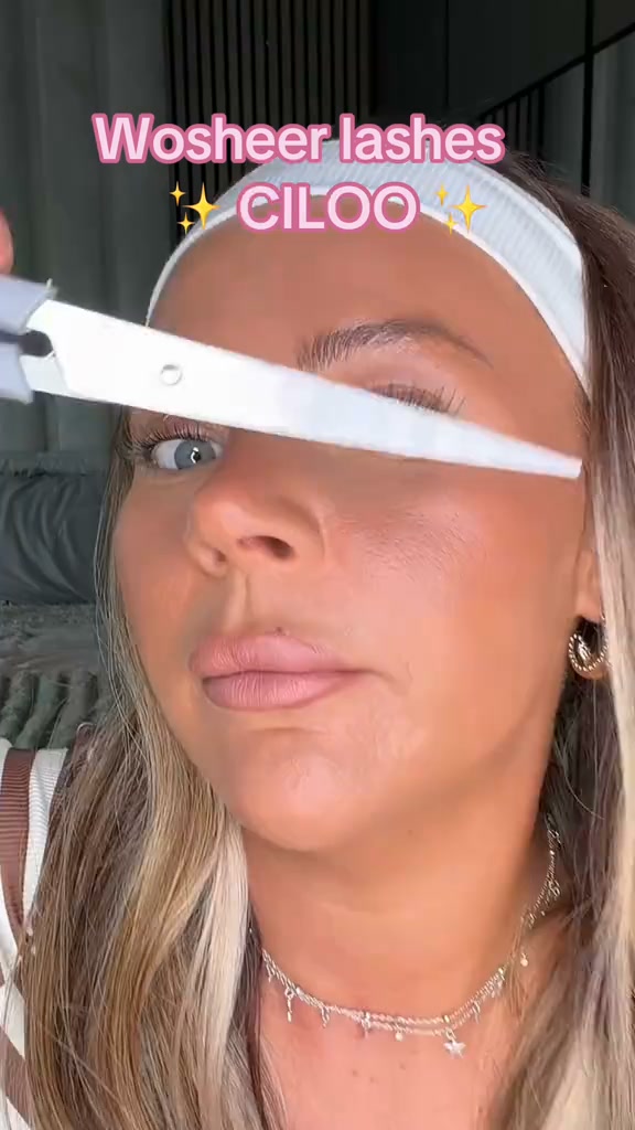 Your Go-To Black Lashes