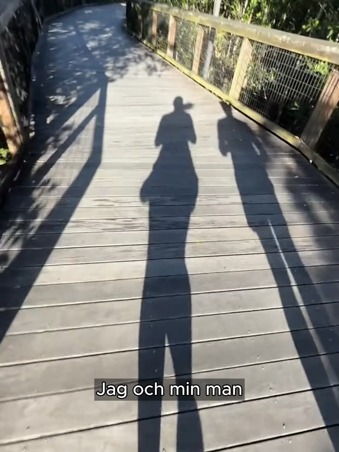 Håller fotleden stabil