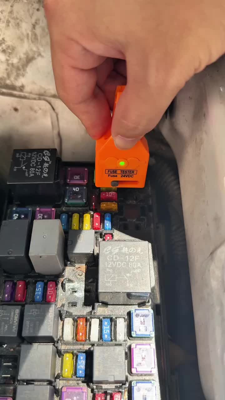 Automotive Fuse Tester And Puller
