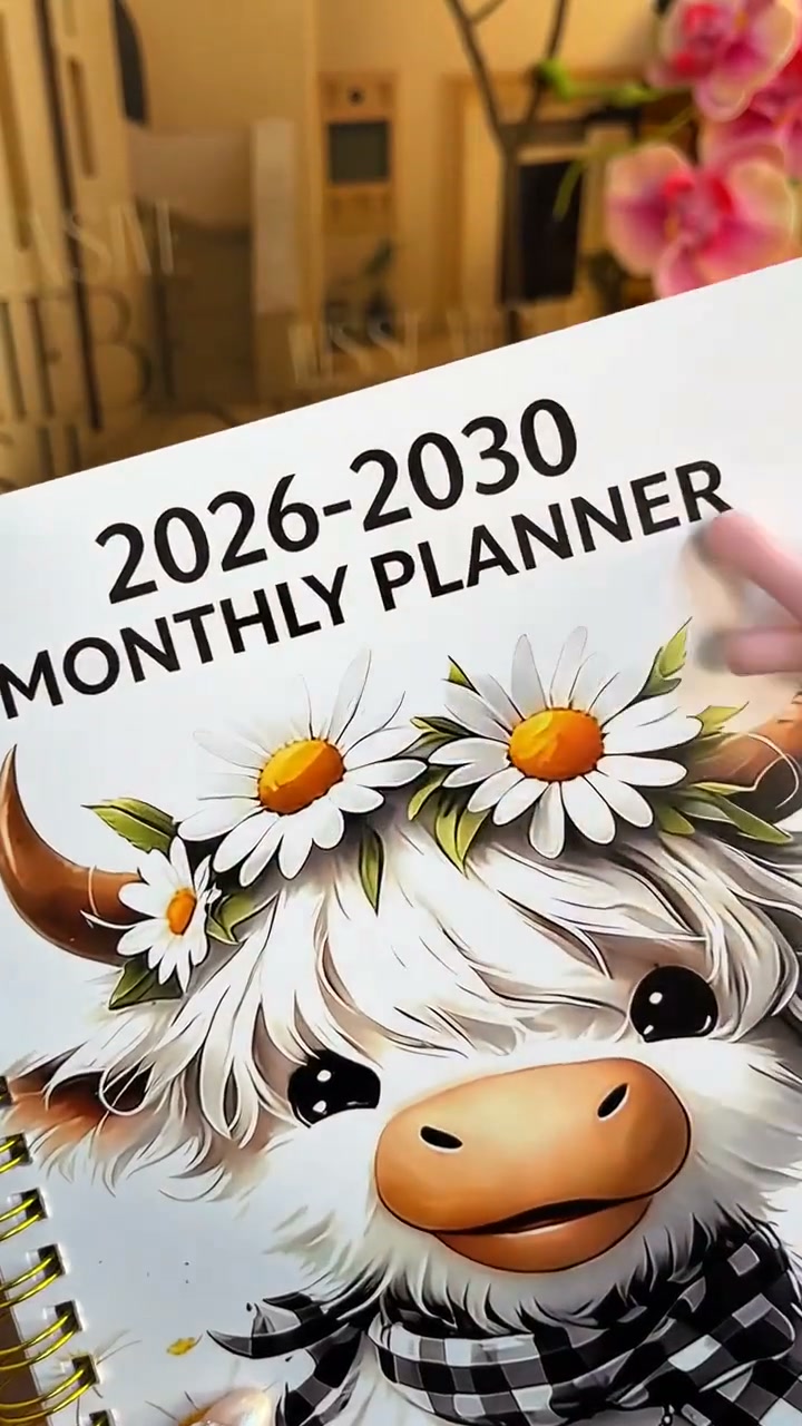 2026–2030 Monthly Planner Cute Highland Cow 5-Year Calendar | Large Monthly Blocks for Long-Term Planning