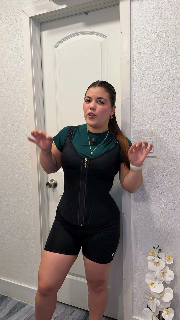 Anúncio de Curvyfajaes