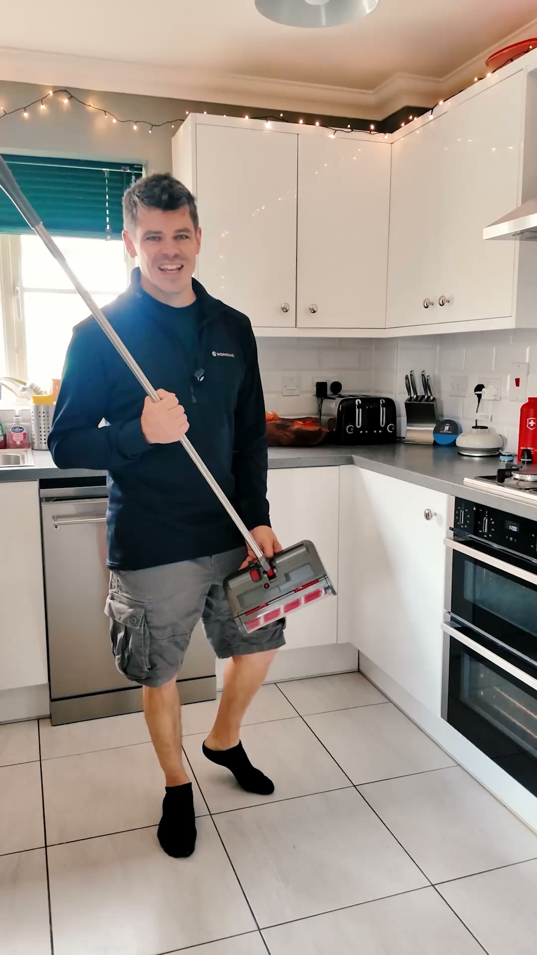 Zoom Cordless Sweeper | Powerful Pet Hair Pickup
