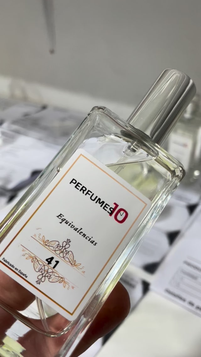 Anúncio de Perfumes10