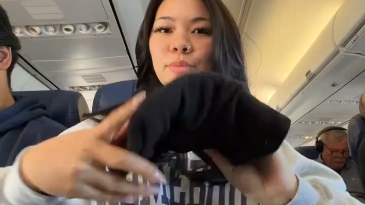 Schluss mit dem Kopfnicken im Flieger!
