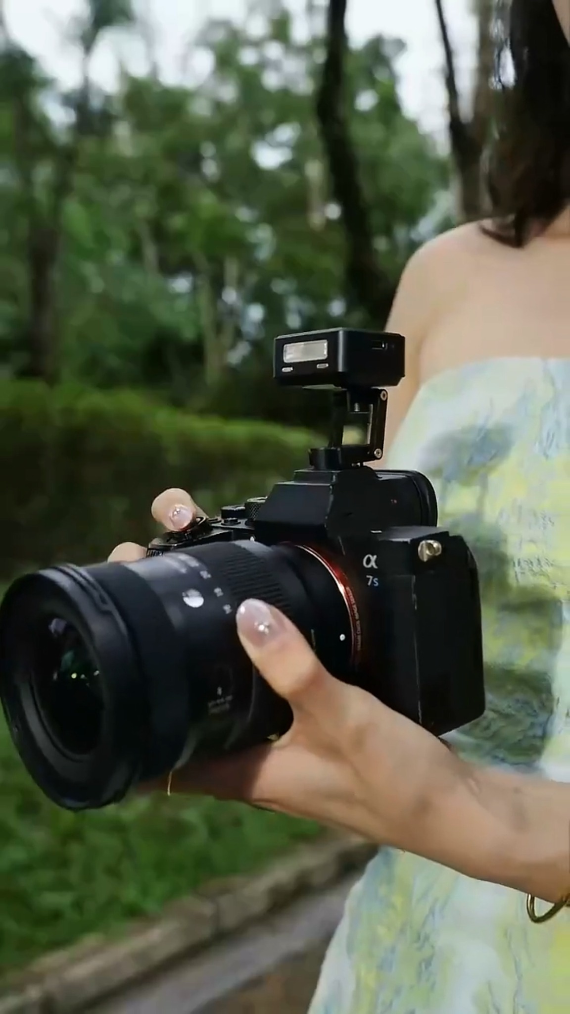 Mini Camera Flash, 360° Horizontal & 180° Tilt Rotation, 4‑Level Power, GN6 Speedlite for Mirrorless, DSLR & Compact Cameras