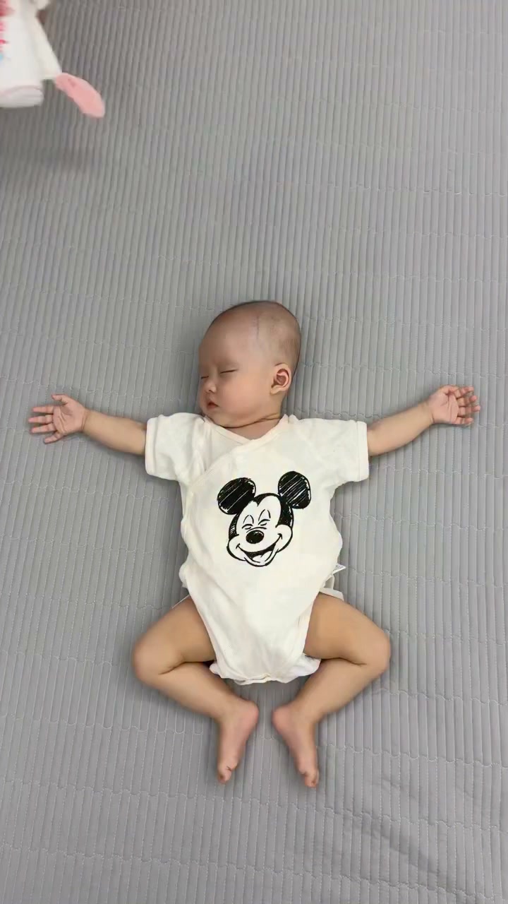 #1 Babykissen