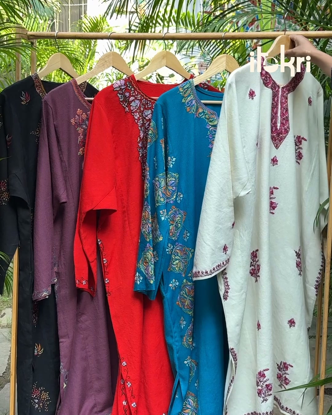 Woven first, embroidered second. A Kashmiri pheran is two crafts deep. Shipped worldwide.